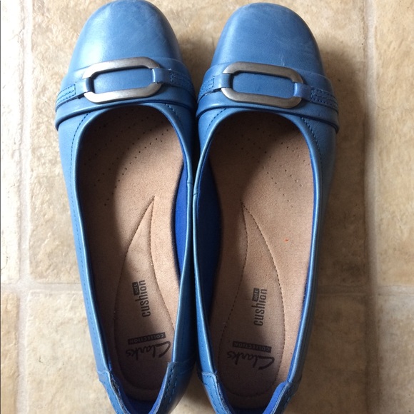 Clarks Shoes - Clark’s blue flats size 8.5